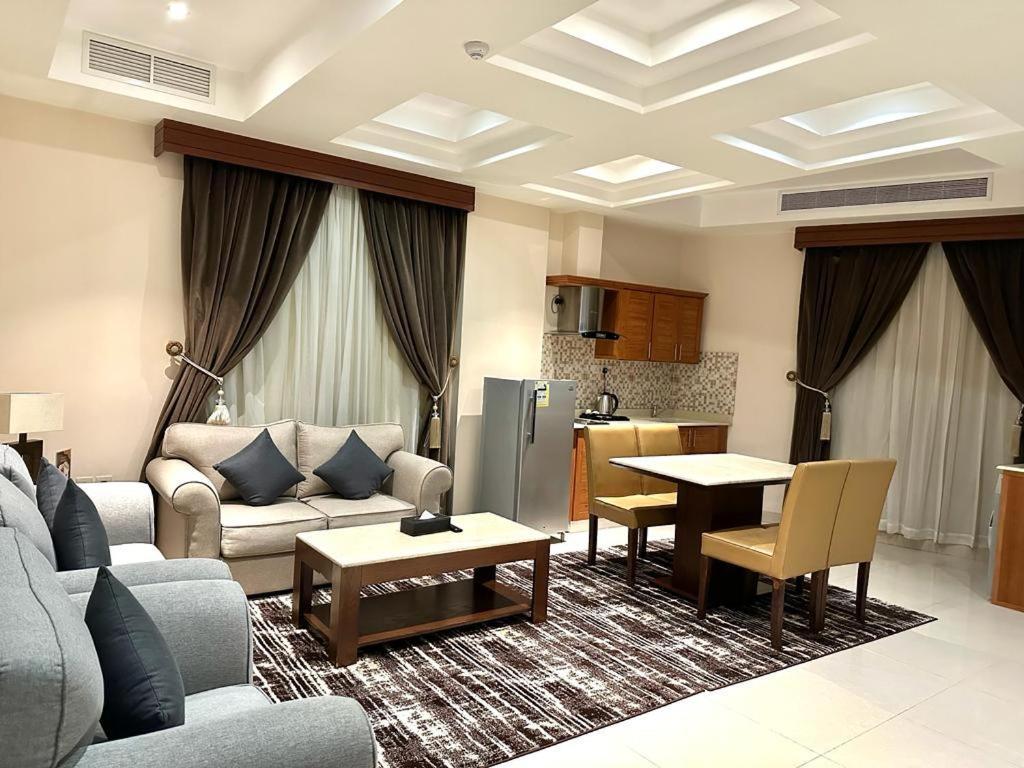 Sas Al Olaya Hotel Suites Khobar Extérieur photo